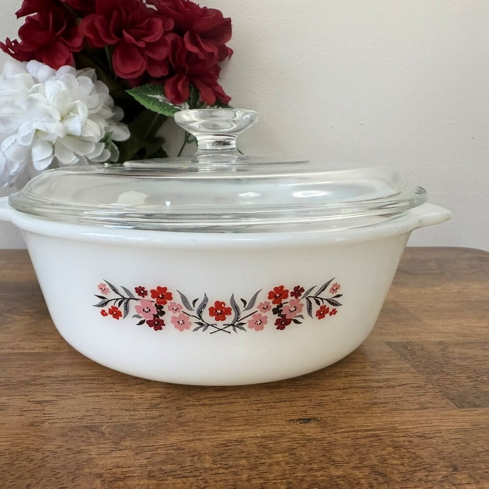 Vintage Fire-King Primrose Casserole Dish with Lid White Milk Glass USA 2 Quart